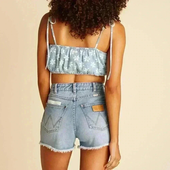 NWT BILLABONG X WRANGLER WOMEN'S HIGH RISE PATCHWORK CUT-OFF DENIM SHORTS 27 - Picture 3 of 7